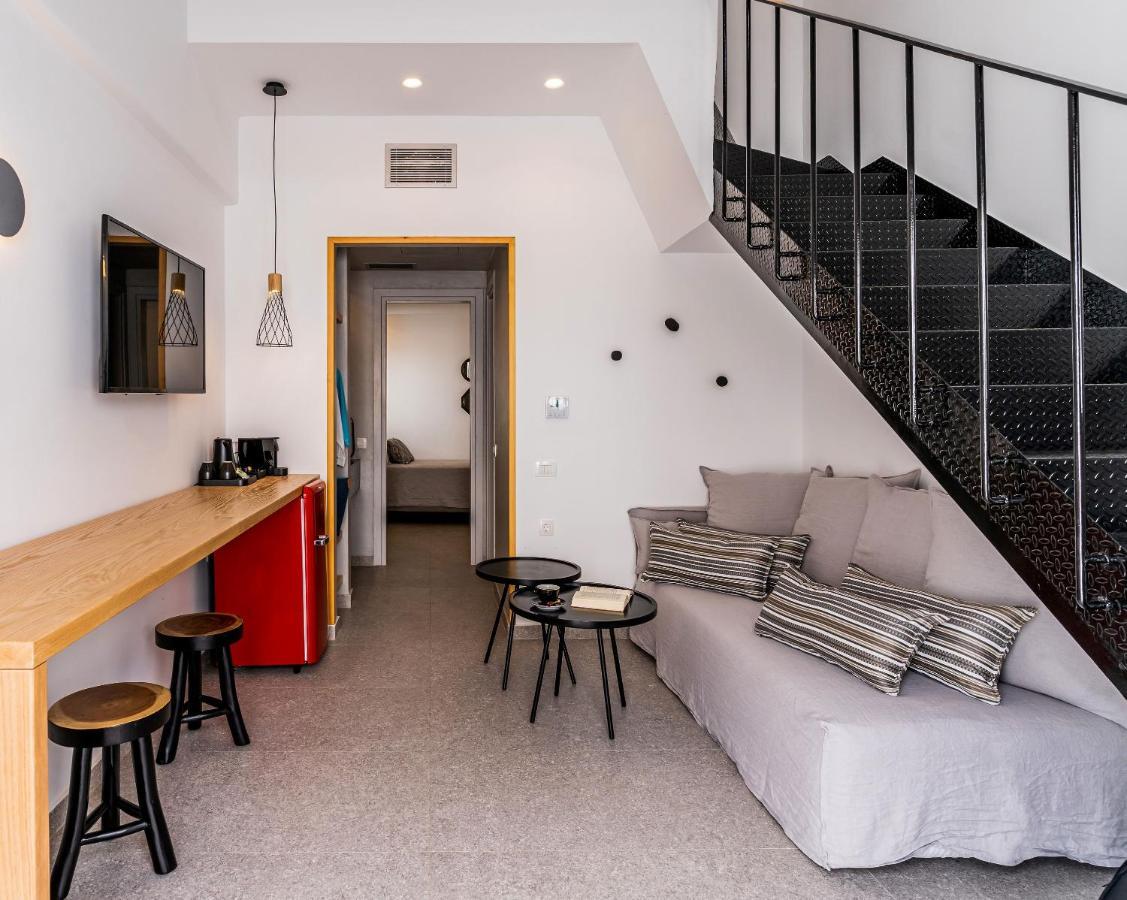 Hippocampus Hotel Kamári Extérieur photo